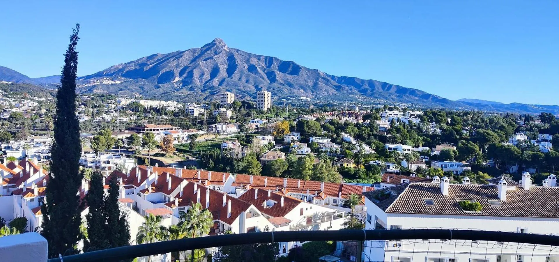 Stunning Views Senorio De Aloha Apartment Marbella